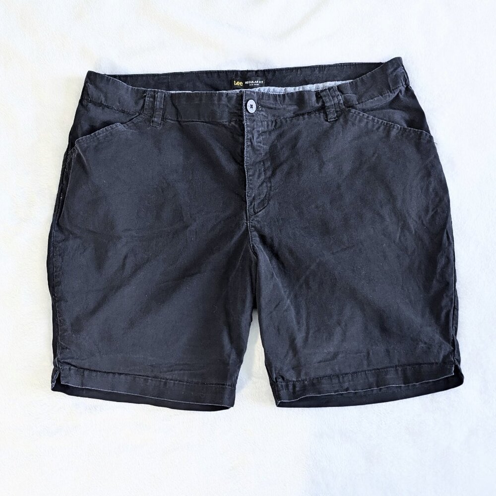Lee Womens Shorts Mid Rise Regular Fit Chino Shorts, Size 20 W, Black